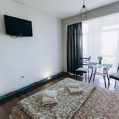 Apartments Біля Жд Вокзалу Ivano-Frankivsk Exterior photo