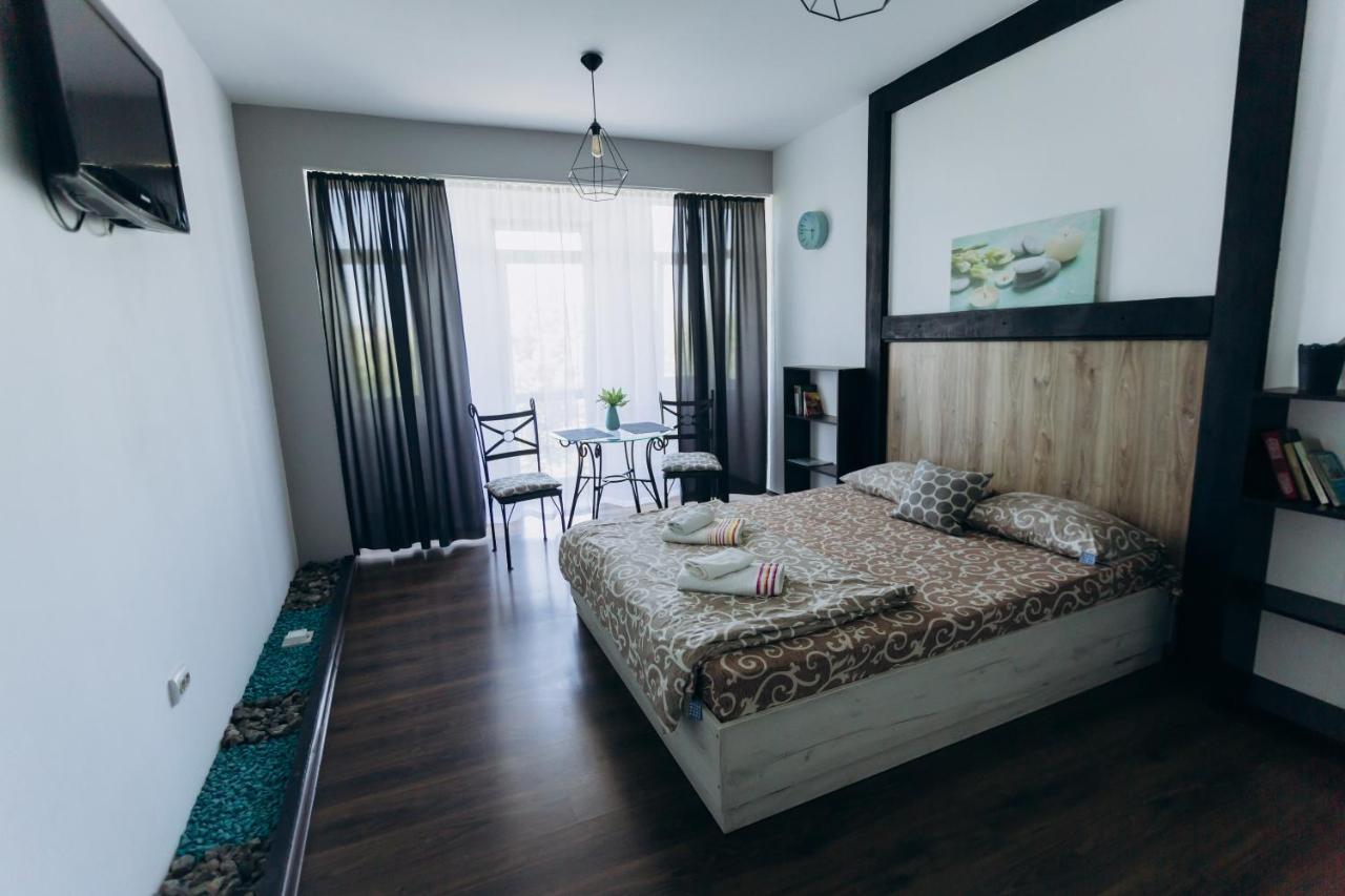 біля жд вокзалу Apartment *